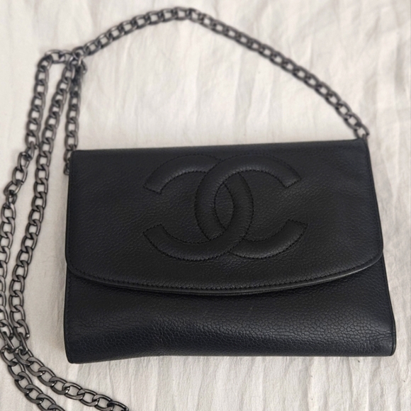 Authentic Chanel Black Lambskin Wallet On Silver Chain Vintage - Picture 1 of 10